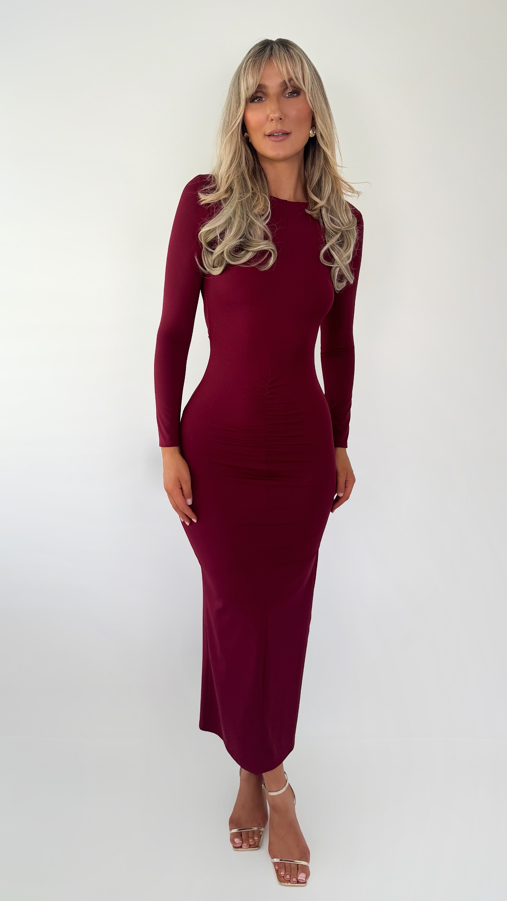 Maeve Long Sleeve Open Back Maxi Dress - Burgundy dresses.ie Maeve Long Sleeve Open Back Maxi Dress - Burgundy dresses.ie